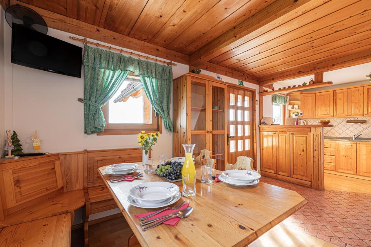 Vineyard Chalet Hansel And Gretel - Happy Rentals Otočec Exterior foto